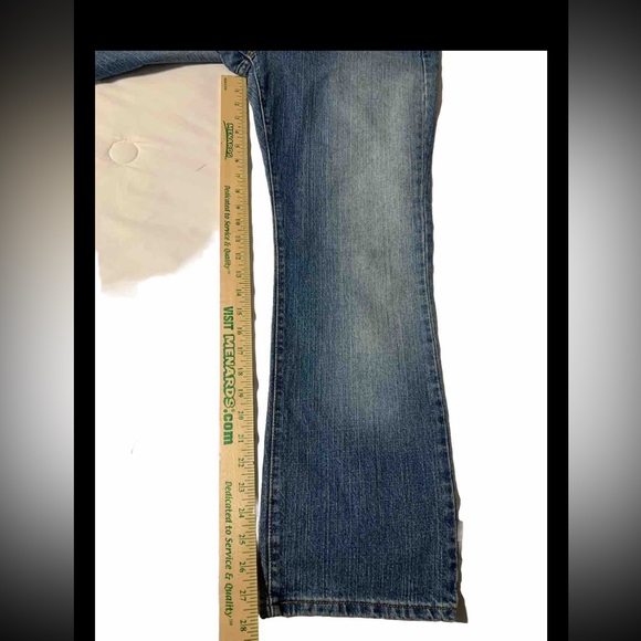 Levi's 505 Jeans Women's 10s Blue Medium Wash Straight Leg Jeans - Picture 4 of 9